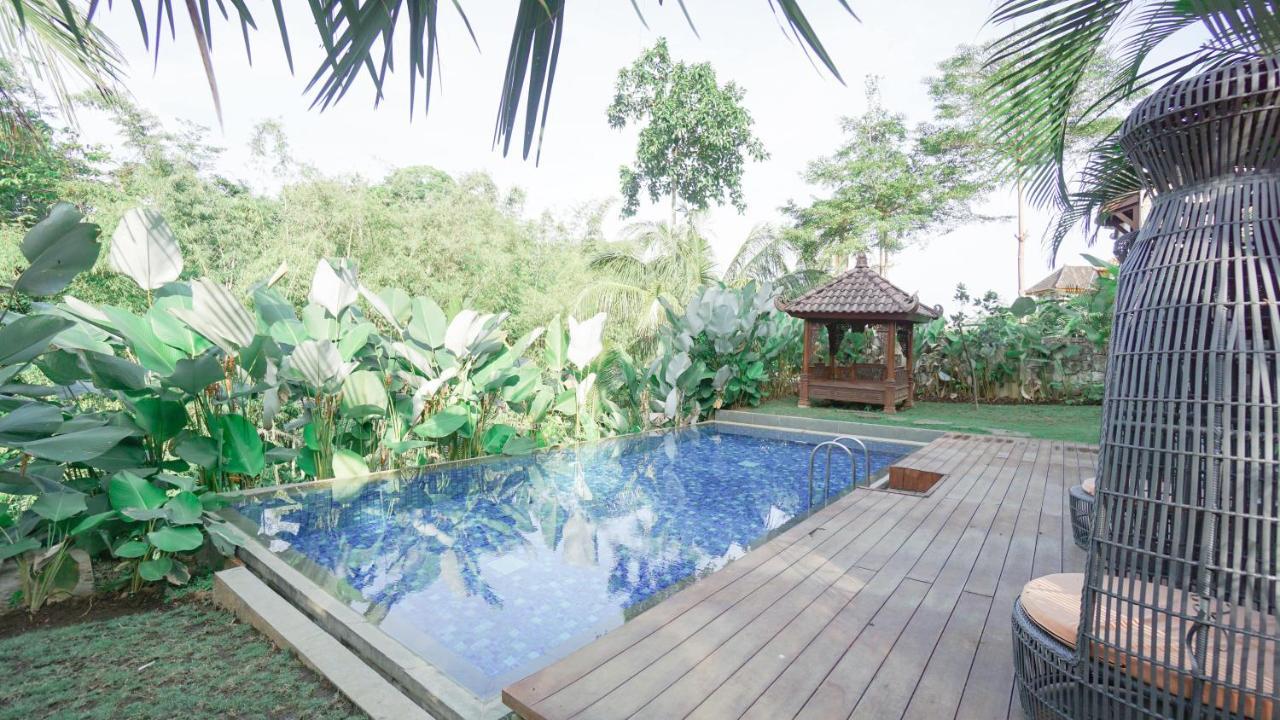 Shanaya Resort Malang Exterior photo