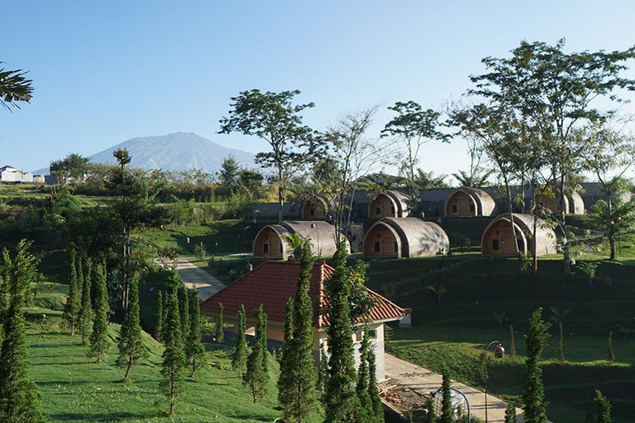 Shanaya Resort Malang Exterior photo